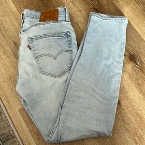 Levi’s 512 Slim Taper men’s jeans